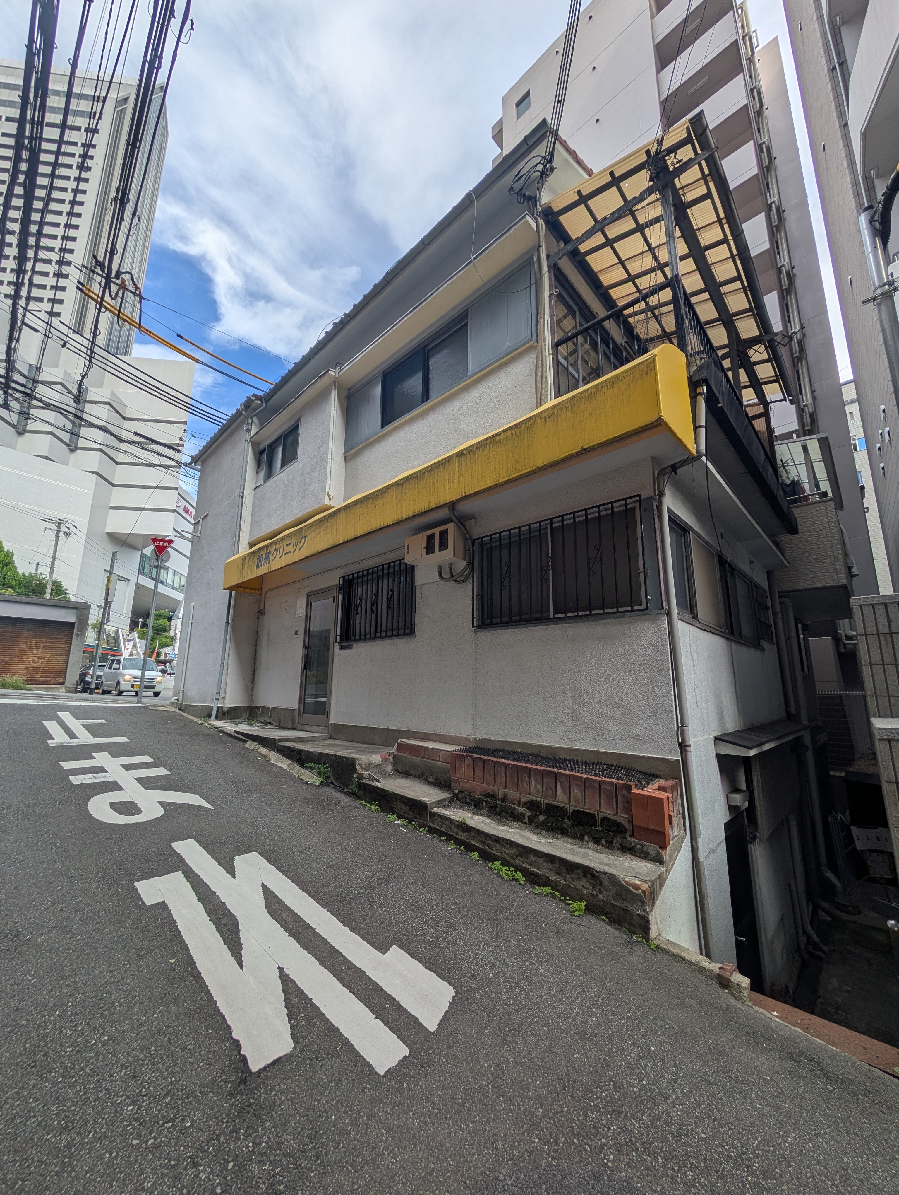 新神戸（36.61坪）の店舗物件画像 外観・内観1