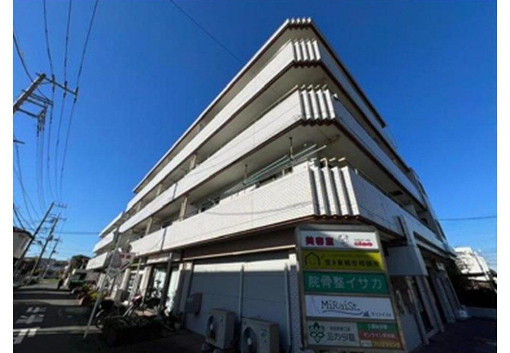 新越谷（15.97坪）の店舗物件画像 外観・内観1