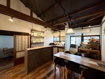 玉造（2.21坪）の店舗物件画像 外観・内観1