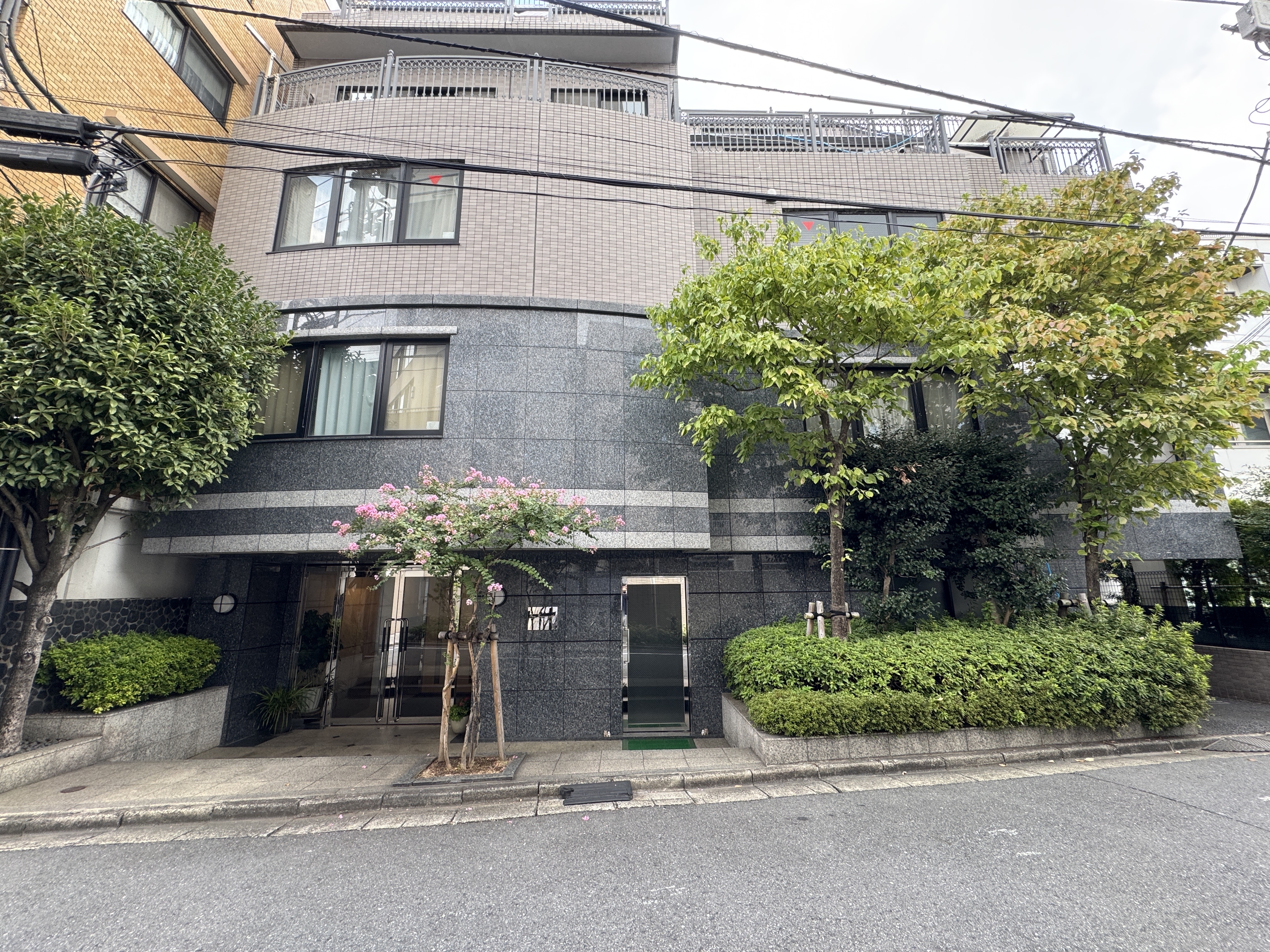 神楽坂(46.9坪)の店舗物件画像 外観・内観1