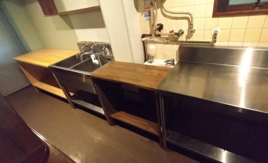 田町(9.08坪)の店舗物件画像 外観・内観1