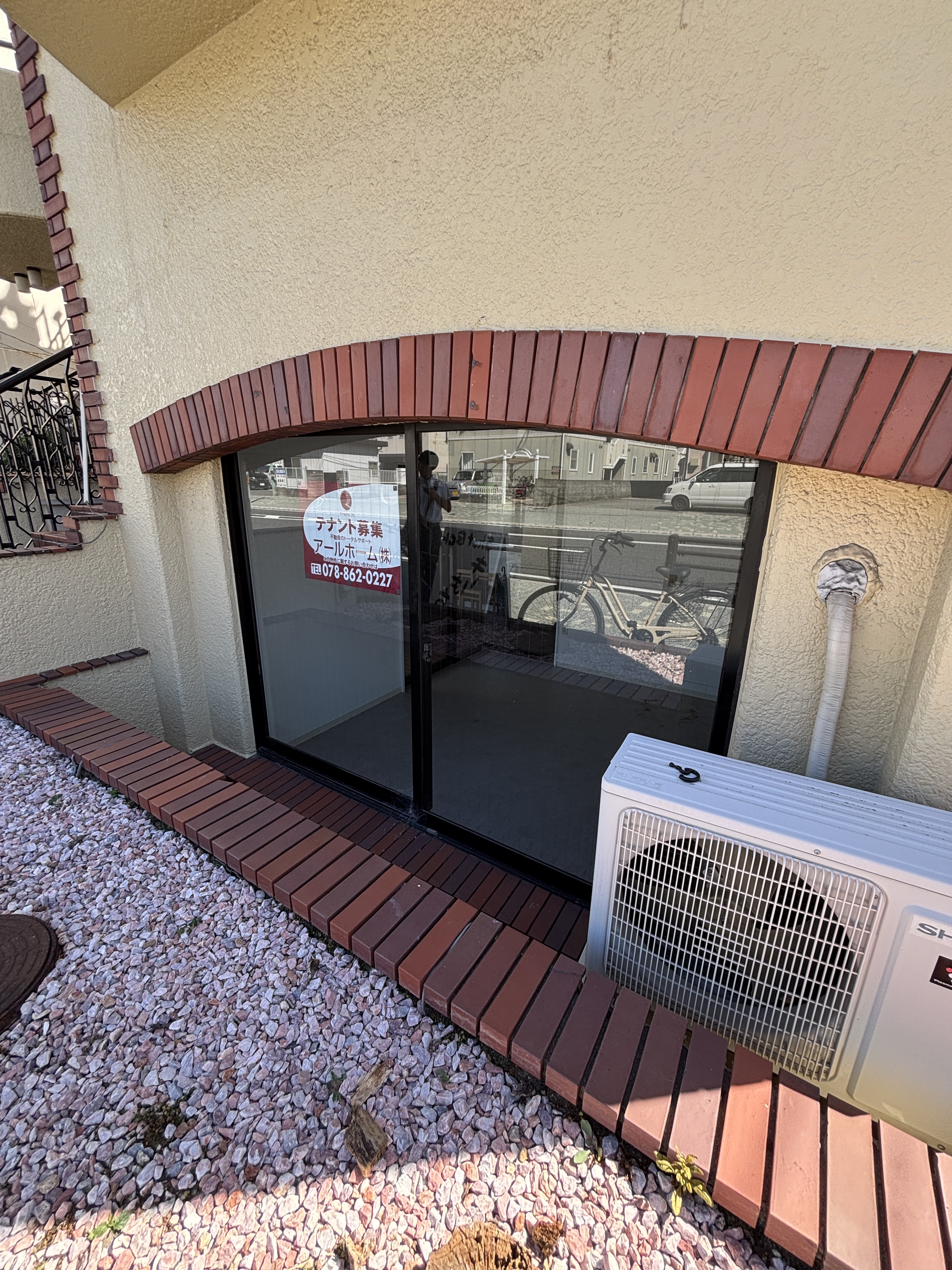 鳴尾・武庫川女子大前