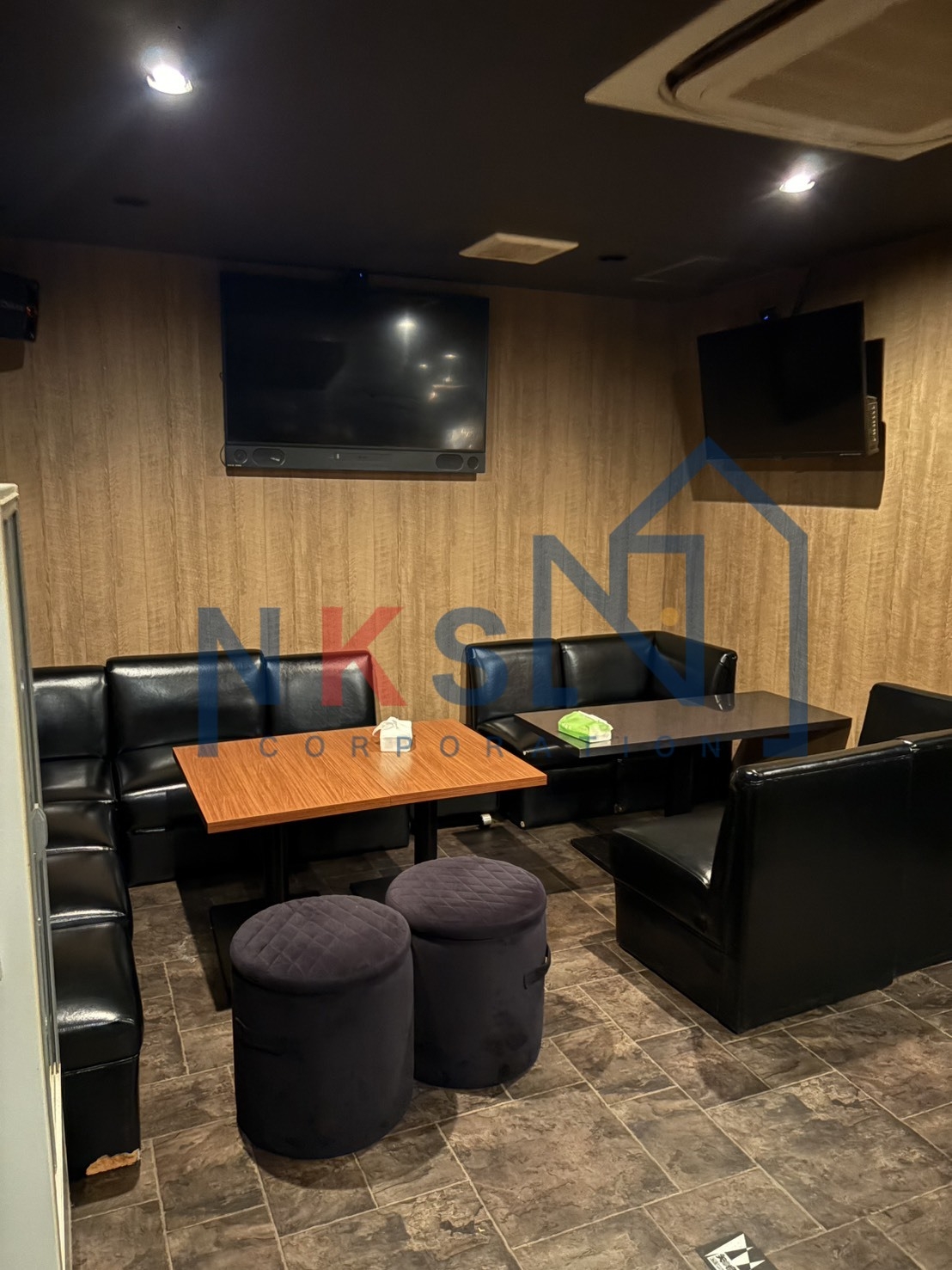 心斎橋(8坪)の店舗物件画像 外観・内観1