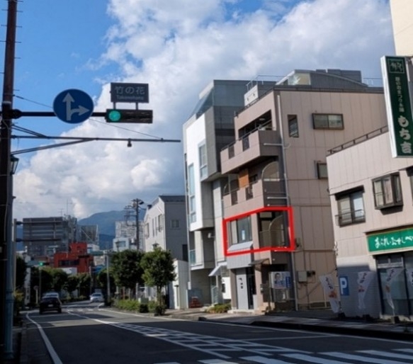 小田原(17.76坪)の店舗物件画像 外観・内観1