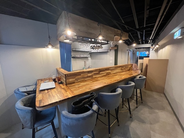 芝公園（11.34坪）の店舗物件画像 外観・内観1