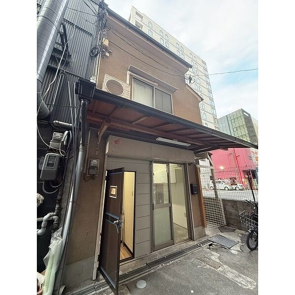 日本橋（7.57坪）の店舗物件画像 外観・内観1