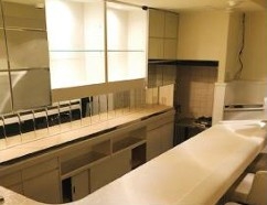 三宮（6.17坪）の店舗物件画像 外観・内観1