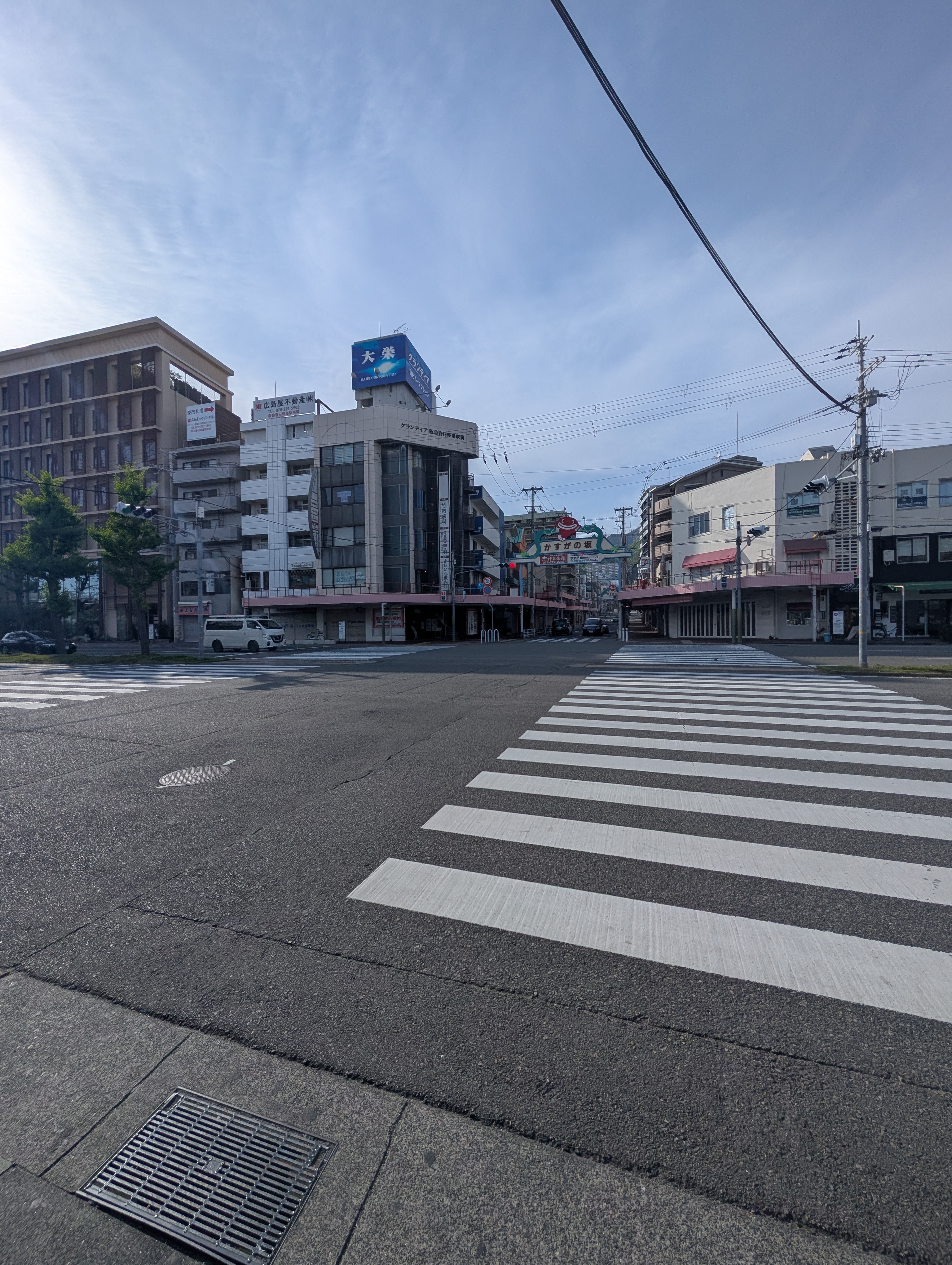春日野道（26.58坪）の店舗物件画像 外観・内観1