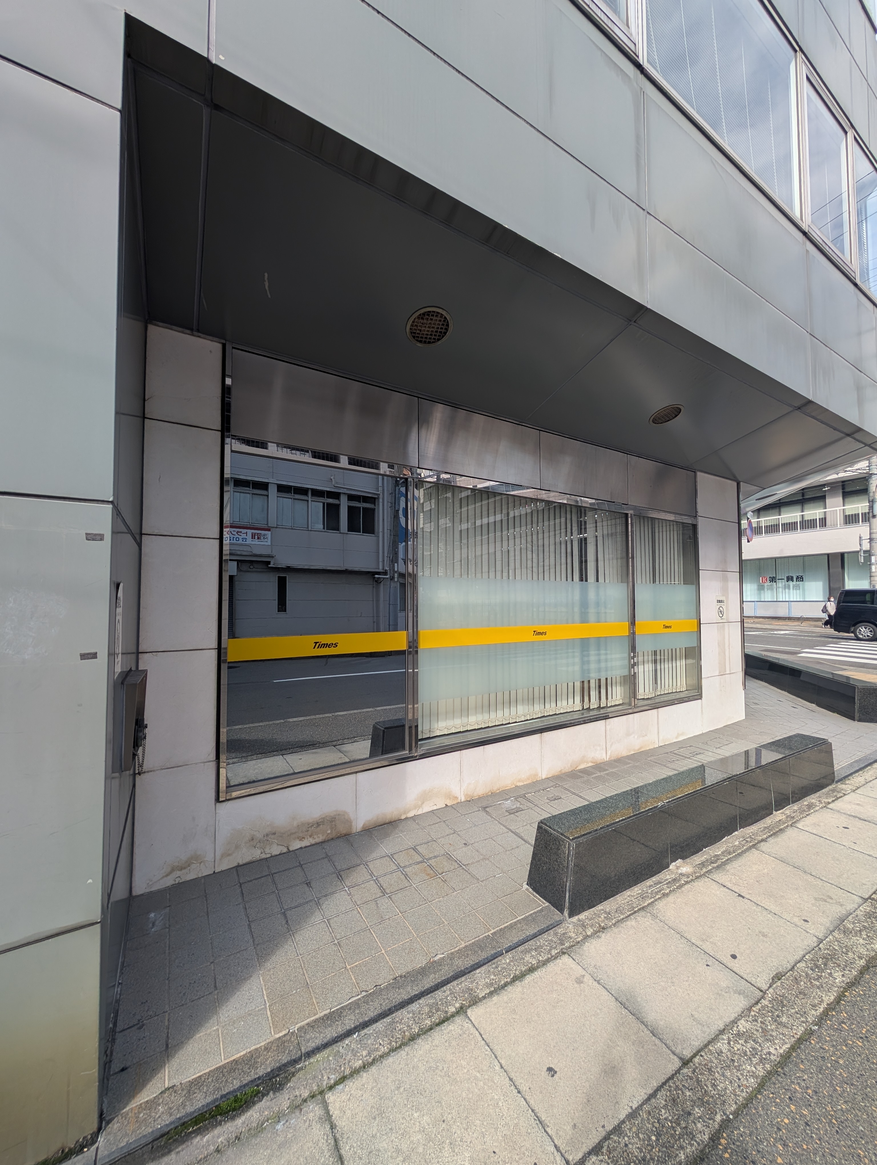 三ノ宮（23.82坪）の店舗物件画像 外観・内観1