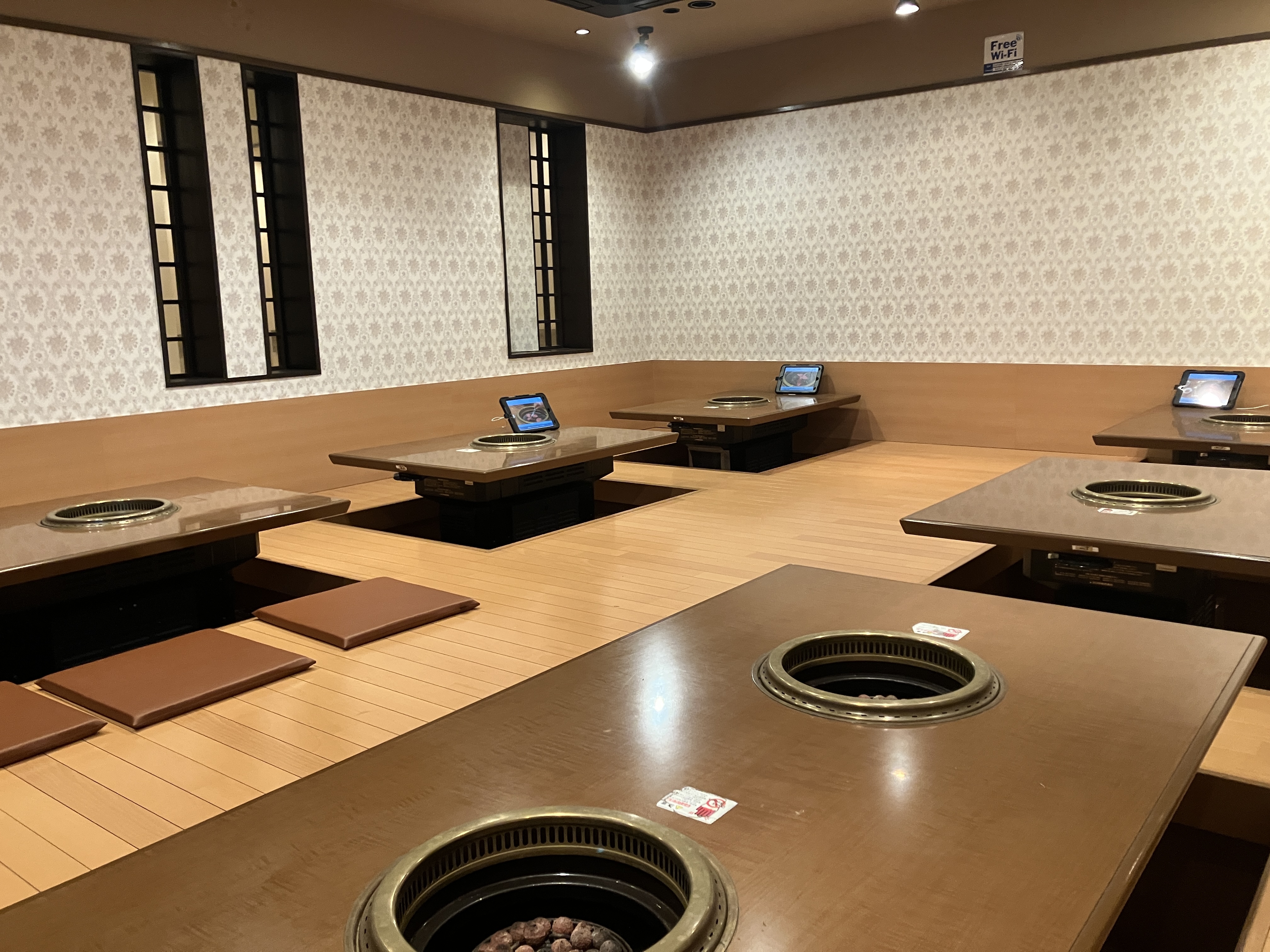 行徳（70.62坪）の店舗物件画像 外観・内観1