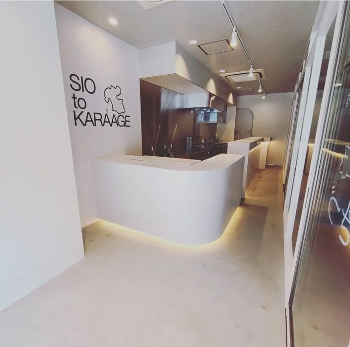 成城学園前（11.65坪）の店舗物件画像 外観・内観1