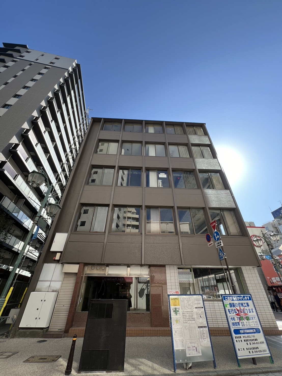 横須賀中央（36坪）の店舗物件画像 外観・内観1