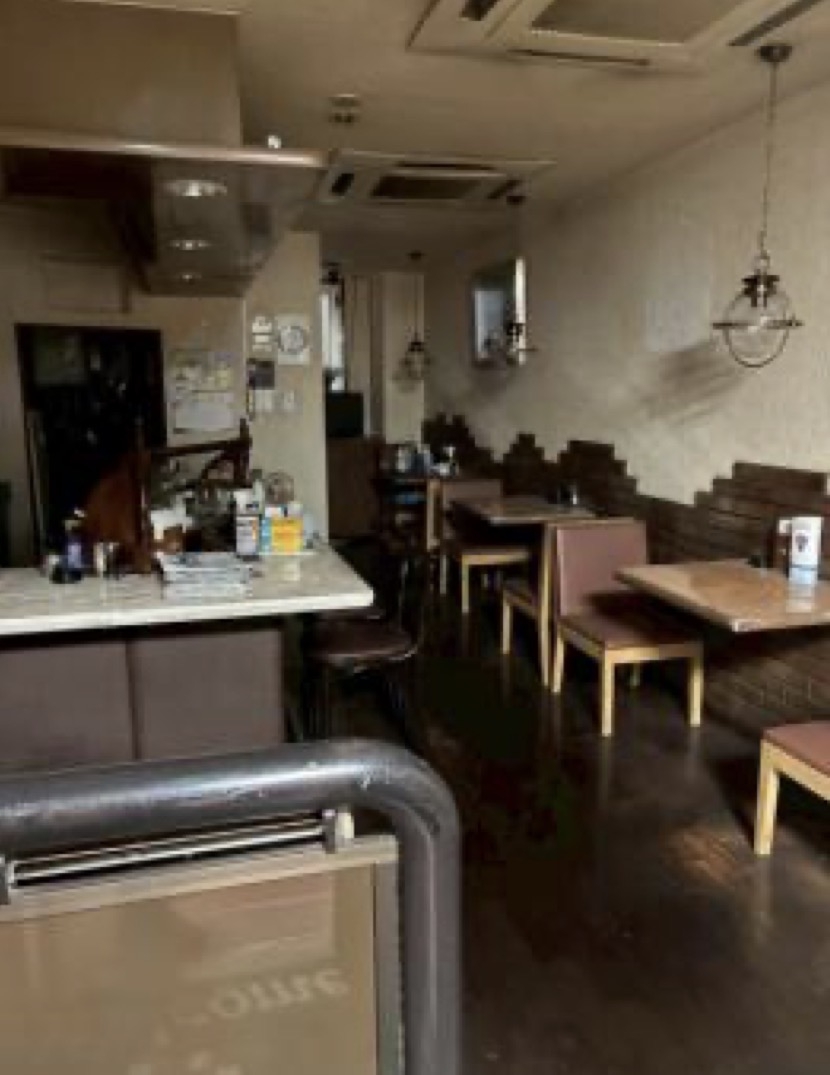 谷町四丁目（8.2坪）の店舗物件画像 外観・内観1