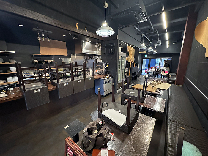 梅小路京都西（26.28坪）の店舗物件画像 外観・内観1