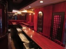 湯島（14.09坪）の店舗物件画像 外観・内観1