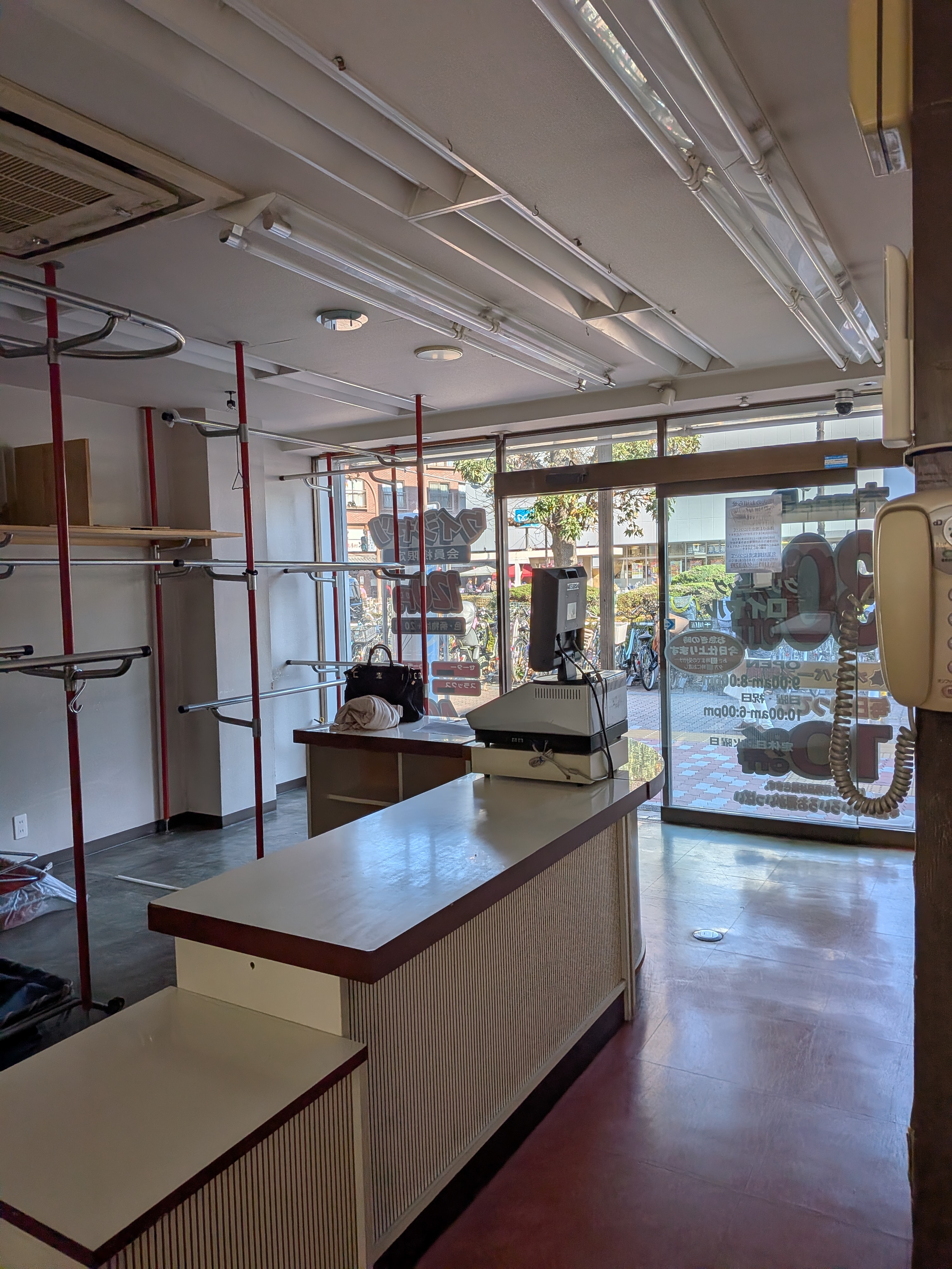 千川（12.7坪）の店舗物件画像 外観・内観1