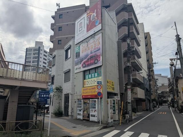 入谷（6.96坪）の店舗物件画像 外観・内観1