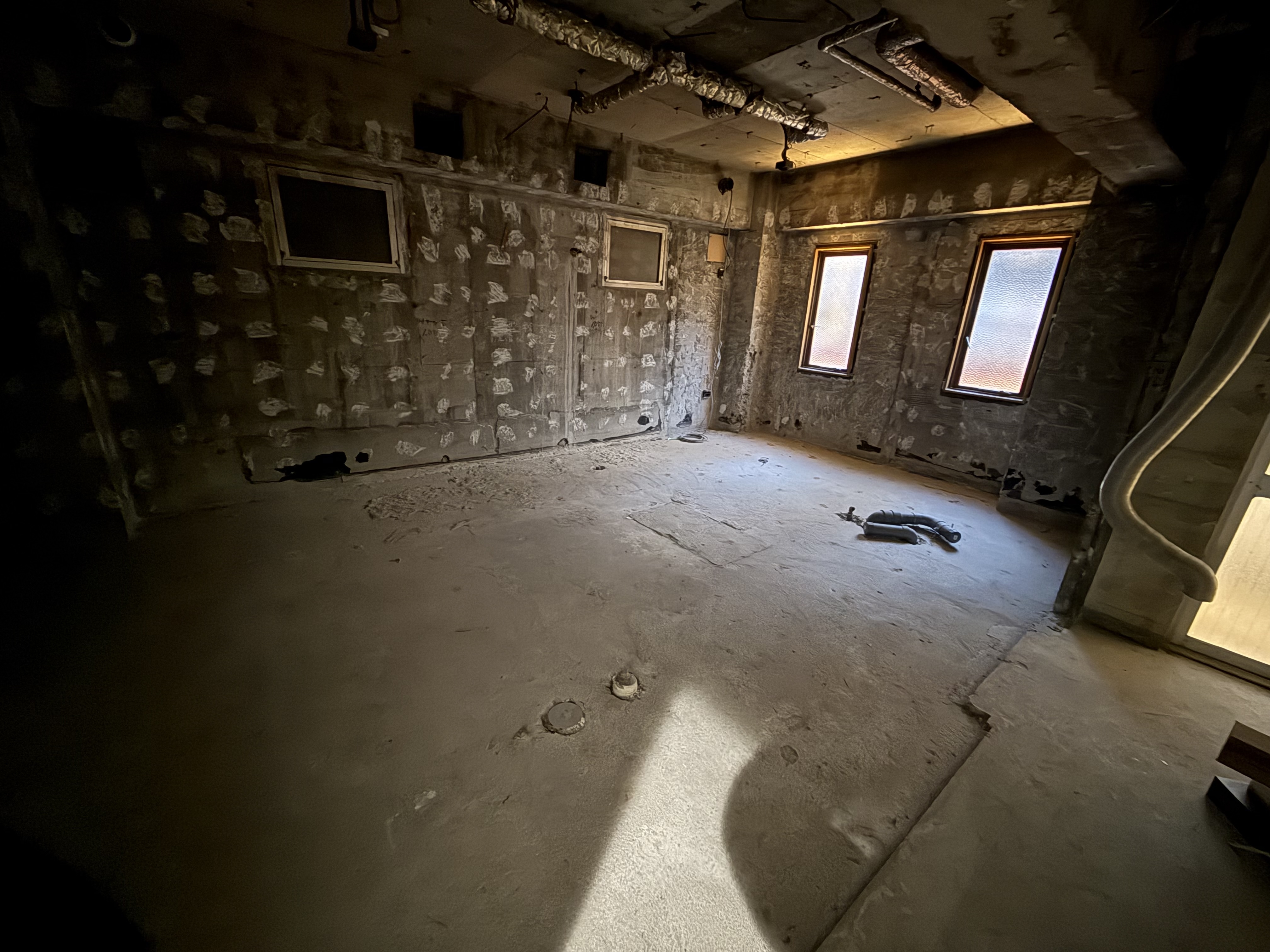 三ノ宮（14.15坪）の店舗物件画像 外観・内観1