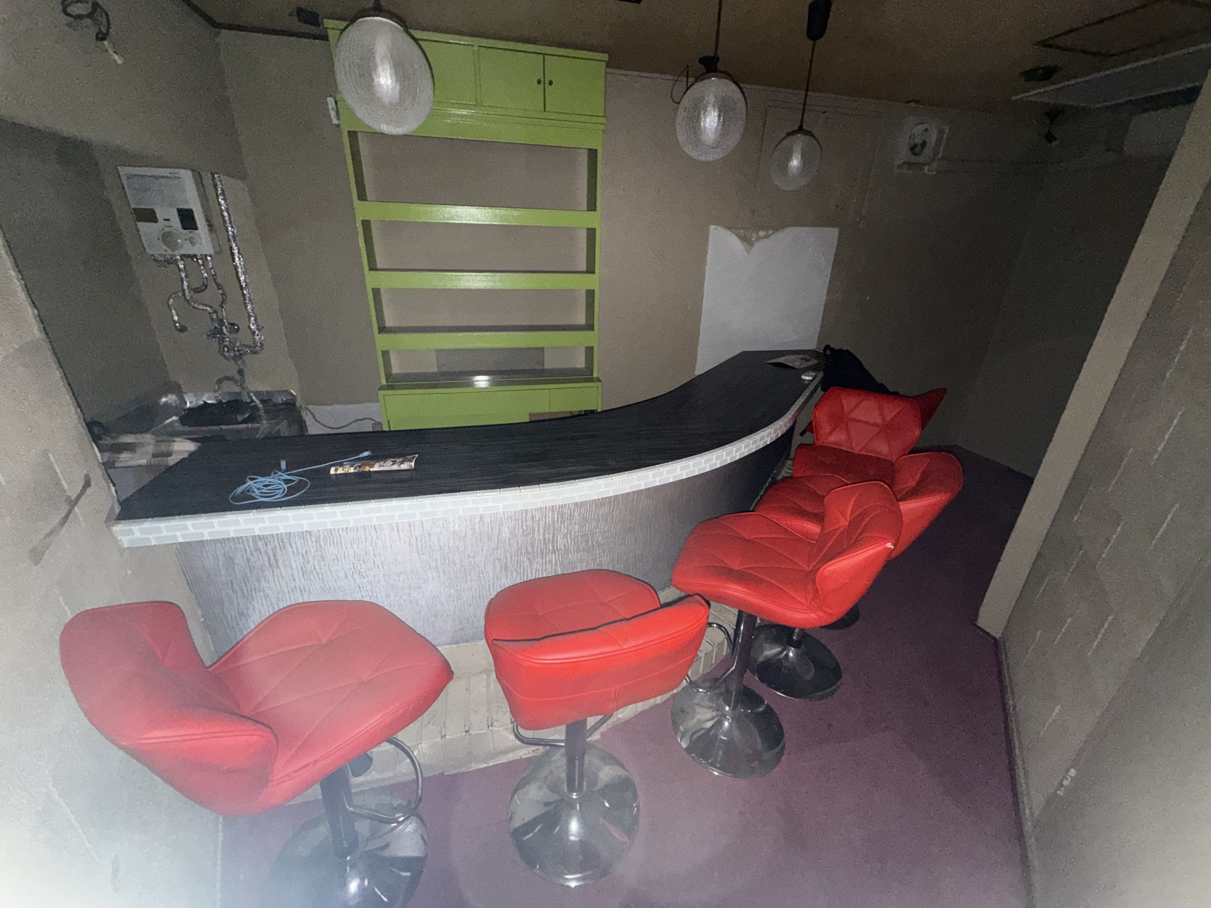 三ノ宮（5坪）の店舗物件画像 外観・内観1