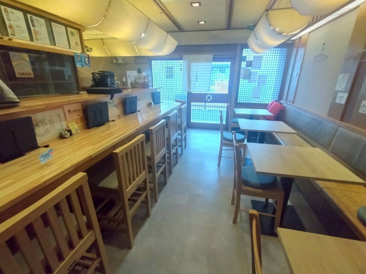 御嶽山（22.3坪）の店舗物件画像 外観・内観1