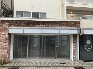 岡本（15.26坪）の店舗物件画像 外観・内観1