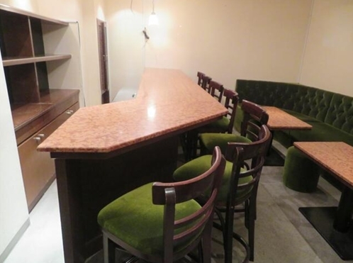 三ノ宮（7坪）の店舗物件画像 外観・内観1