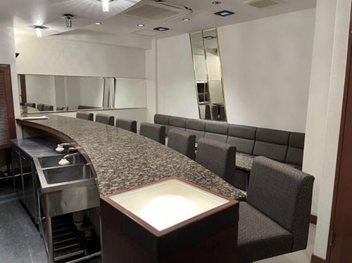 三ノ宮（7.5坪）の店舗物件画像 外観・内観1