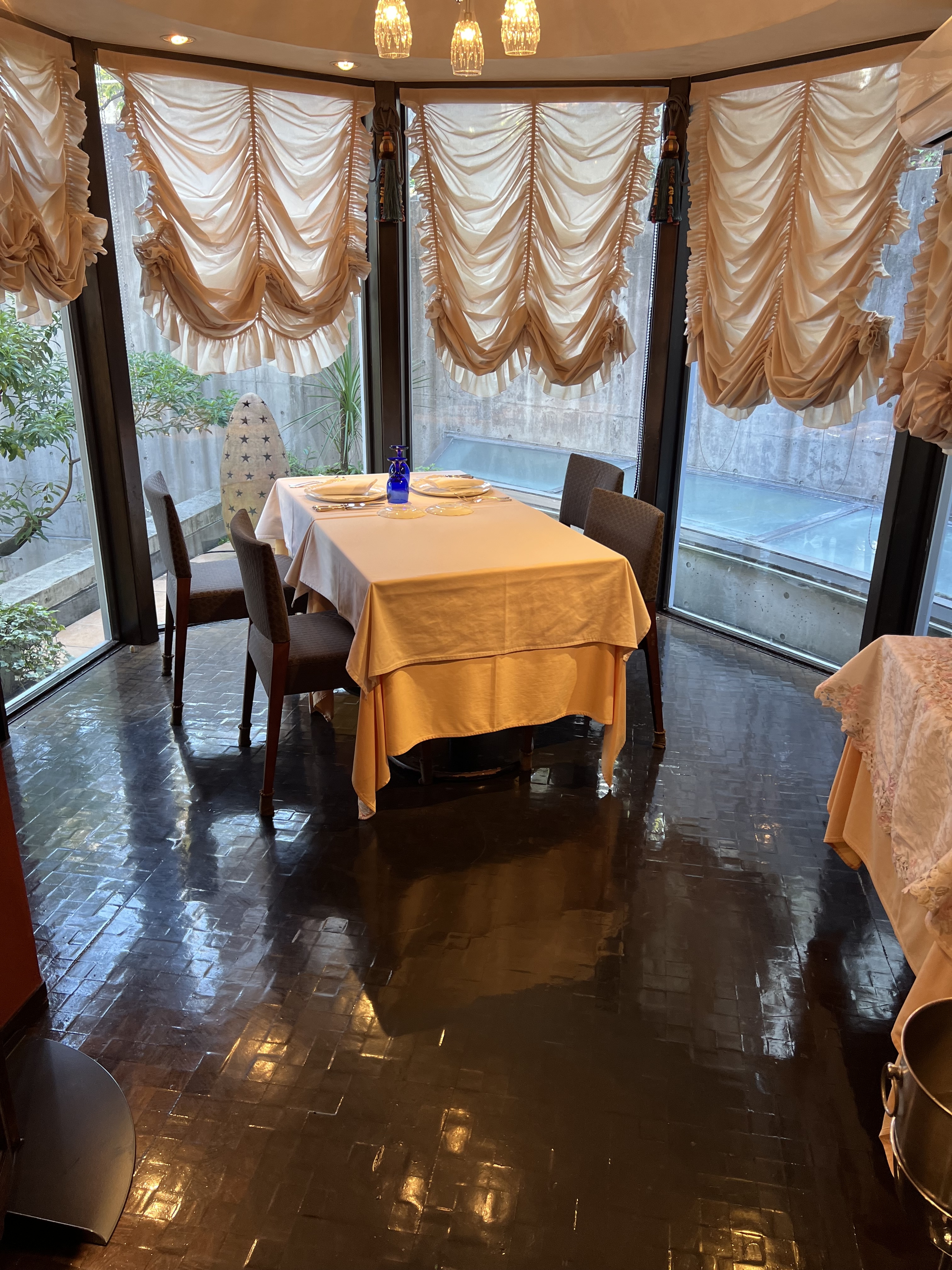 八事日赤（23坪）の店舗物件画像 外観・内観1