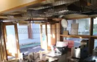 伊勢原（8坪）の店舗物件画像 外観・内観1