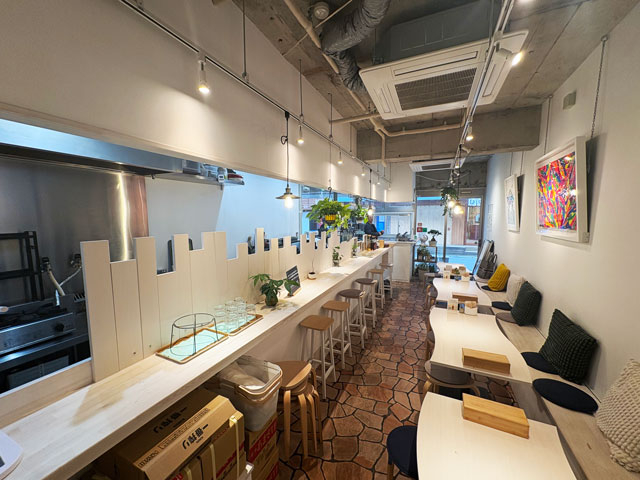 鎌倉（9.79坪）の店舗物件画像 外観・内観1