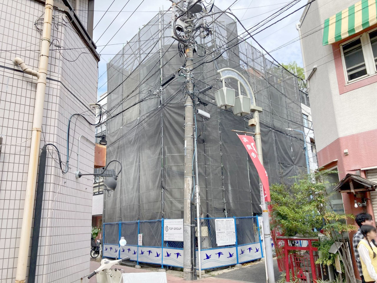 高円寺（8.32坪）の店舗物件画像 外観・内観1