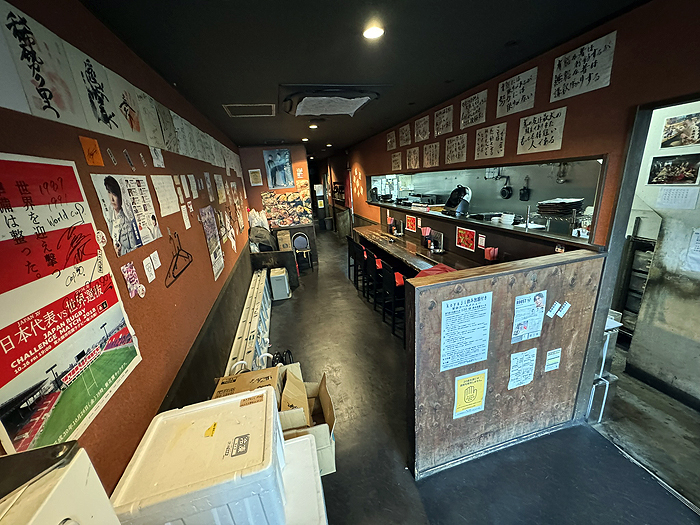 円町（50.77坪）の店舗物件画像 外観・内観1