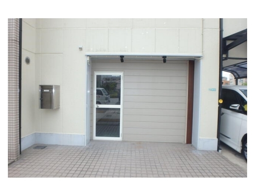 阪神国道（8.2坪）の店舗物件画像 外観・内観1