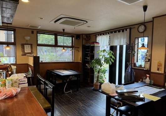 梅屋敷（10.59坪）の店舗物件画像 外観・内観1