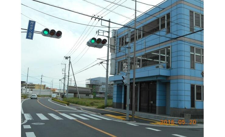 三郷中央（58.2坪）の店舗物件画像 外観・内観1