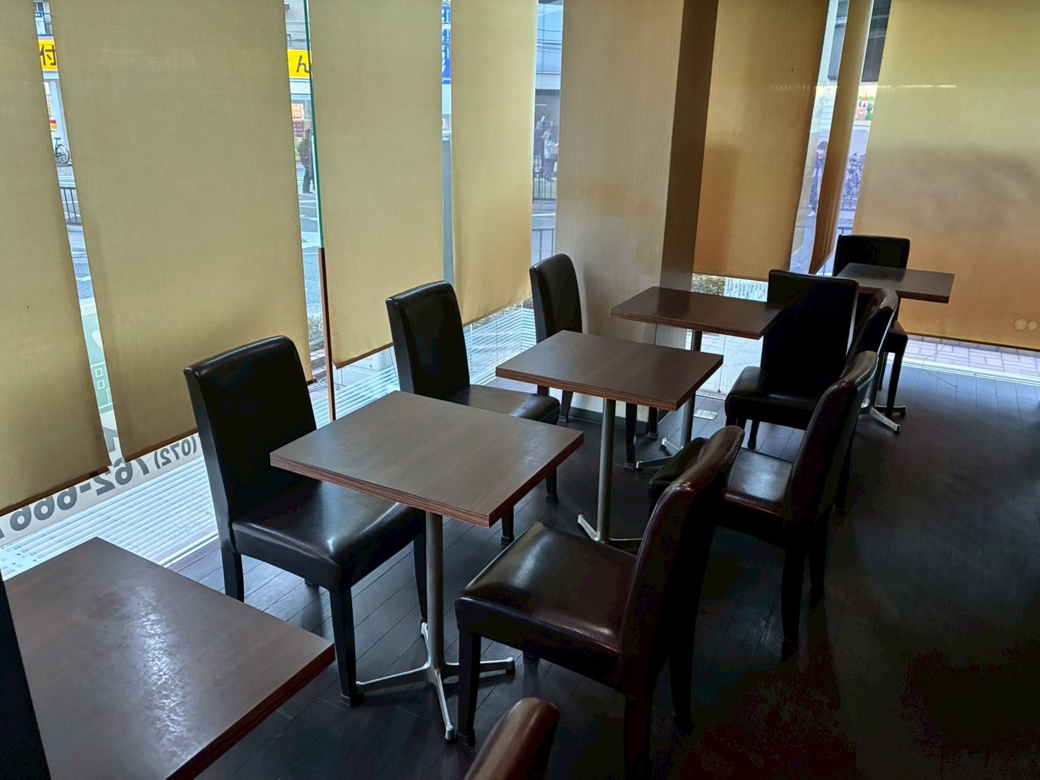 池田（12.49坪）の店舗物件画像 外観・内観1