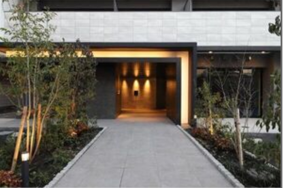 中崎町（17.53坪）の店舗物件画像 外観・内観1