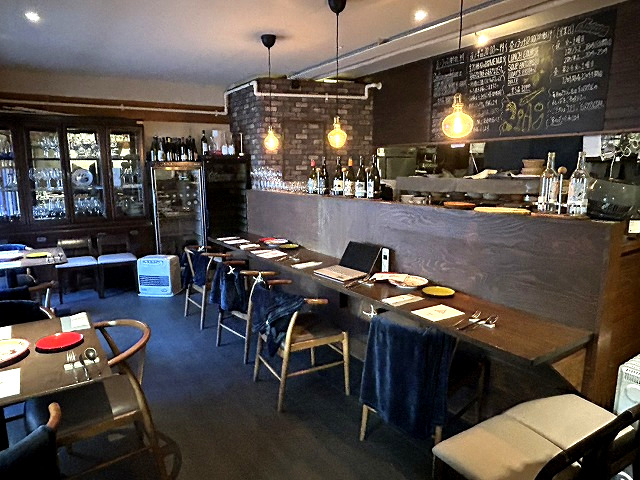 久屋大通（31.11坪）の店舗物件画像 外観・内観1