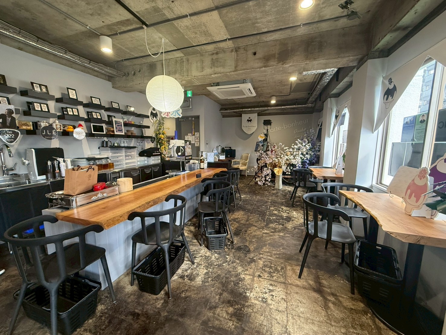 天神橋筋六丁目（38.72坪）の店舗物件画像 外観・内観1