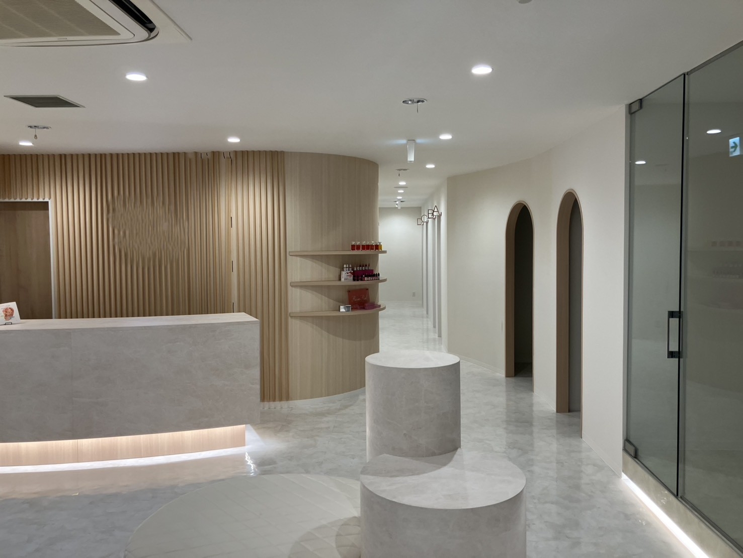 本町（51.39坪）の店舗物件画像 外観・内観1