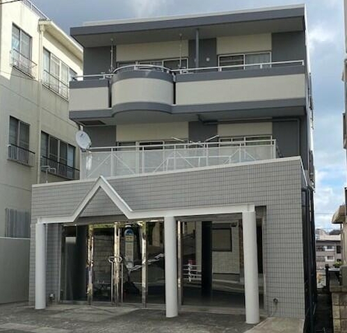 垂水（32.67坪）の店舗物件画像 外観・内観1