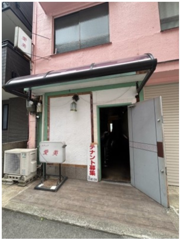 六甲道（9.98坪）の店舗物件画像 外観・内観1