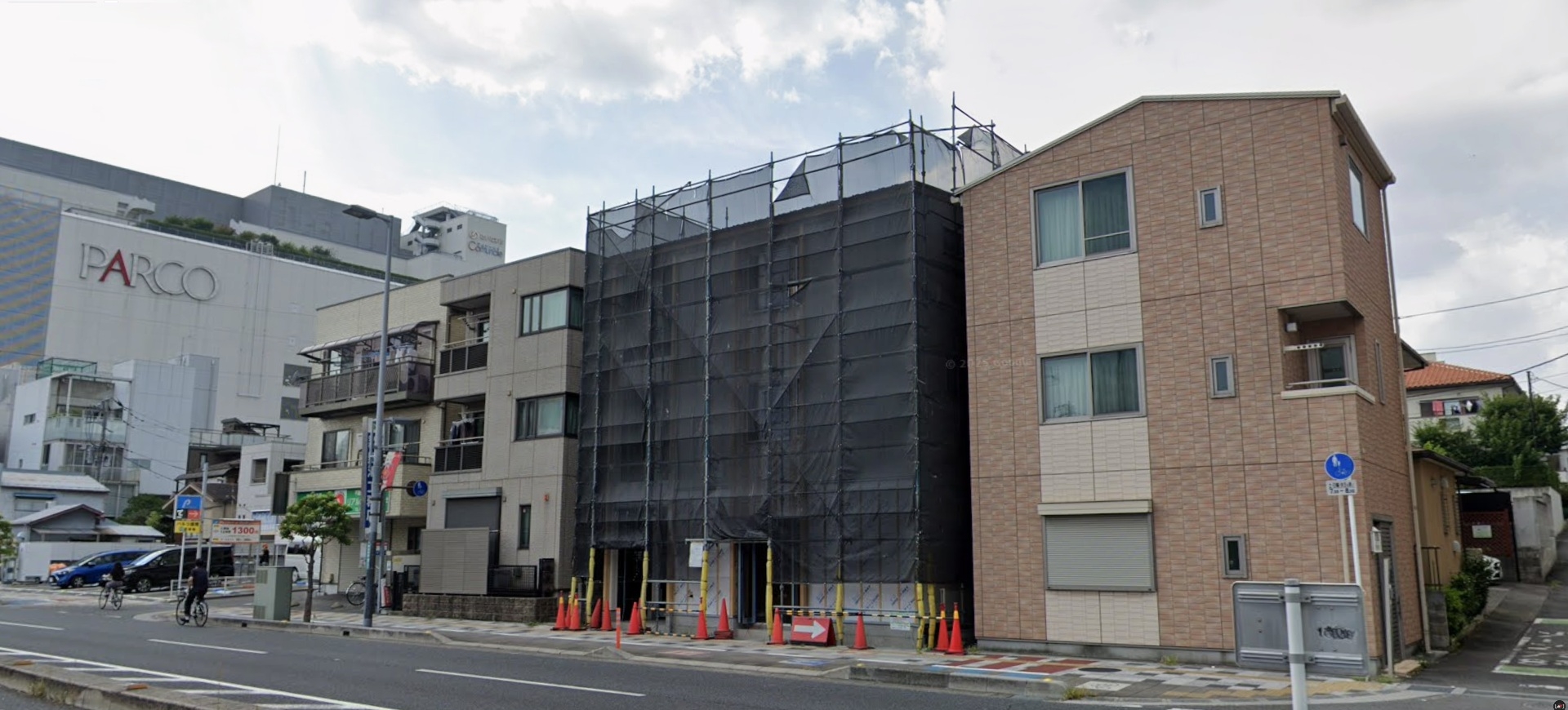 浦和（12.64坪）の店舗物件画像 外観・内観1