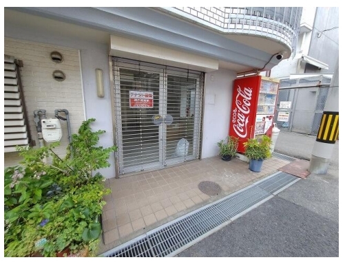 大倉山（6.05坪）の店舗物件画像 外観・内観1