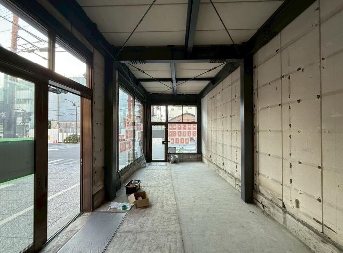 祇園四条（83.29坪）の店舗物件画像 外観・内観1