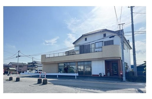 吉川（46.34坪）の店舗物件画像 外観・内観1