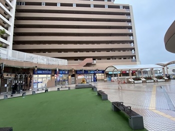 鹿島田（8.01坪）の店舗物件画像 外観・内観1