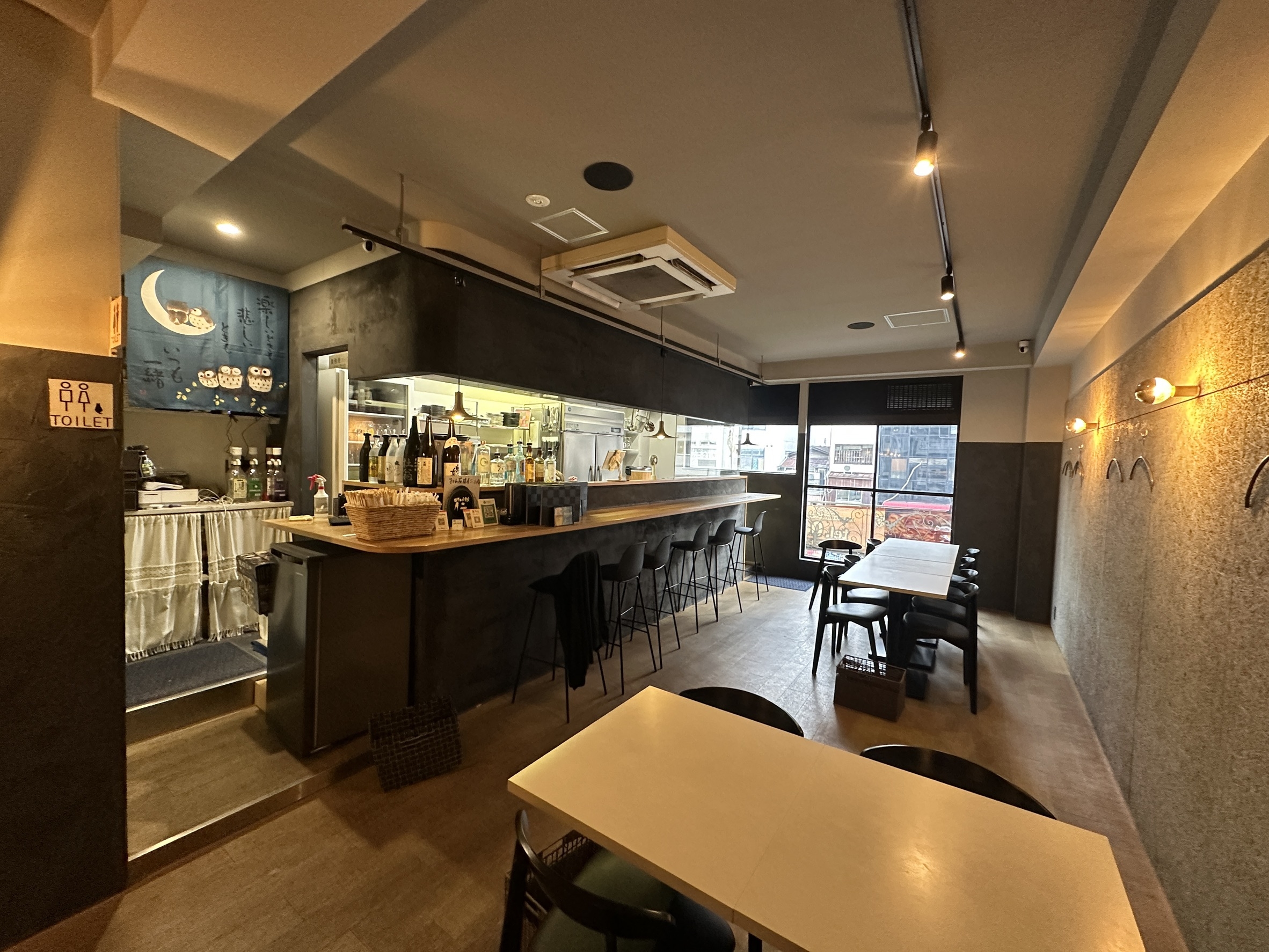 なんば（20.78坪）の店舗物件画像 外観・内観1