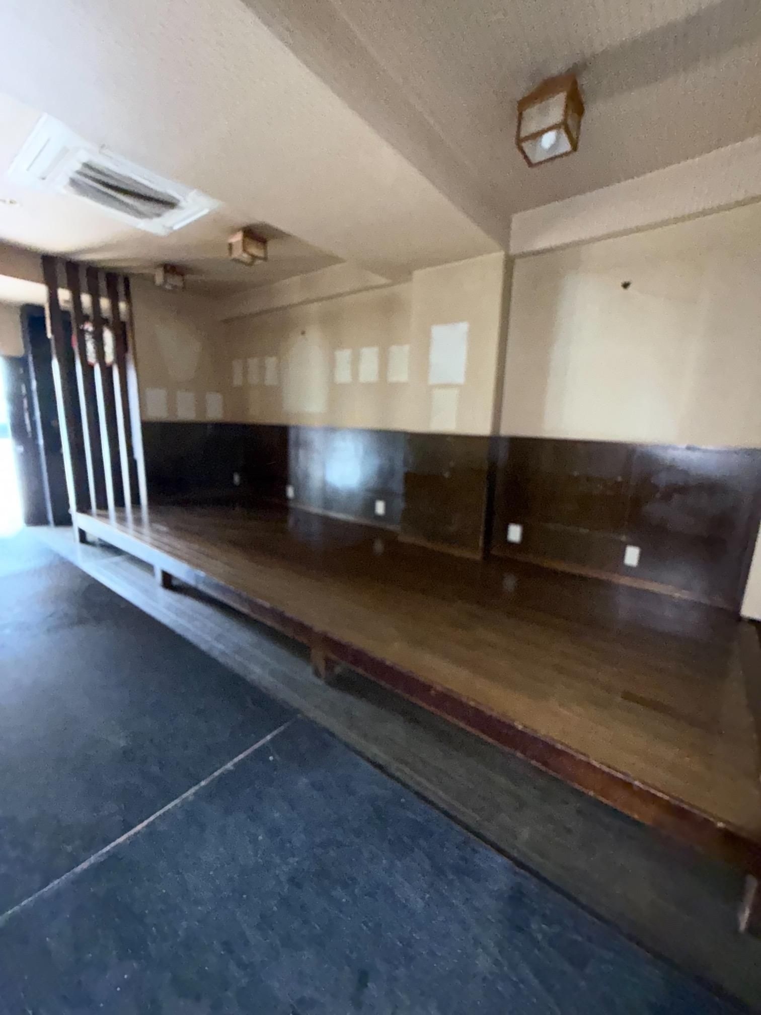 高宮（21.96坪）の店舗物件画像 外観・内観1