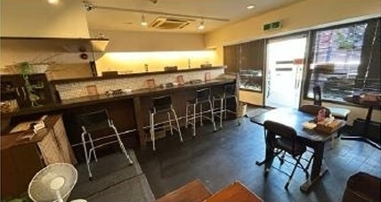 堺東（15.7坪）の店舗物件画像 外観・内観1